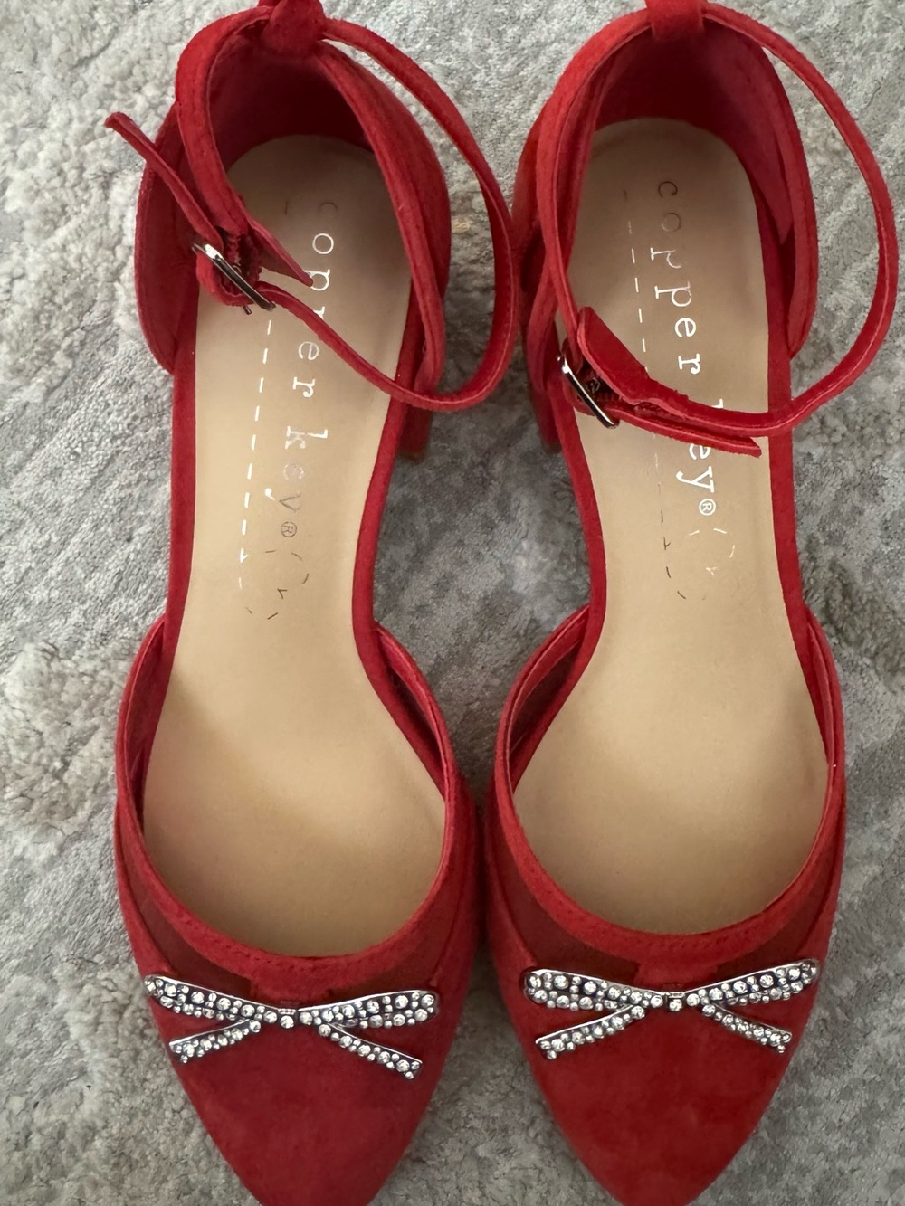 New- Copper Key Red Heels with Bow Detail- Girls size 4